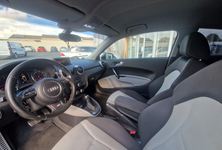 Audi A1  1.4 TFSI 122 /BOITE AUTO / S LINE / TRÉS BON ÉTAT / GARANTIE 12 MOIS
