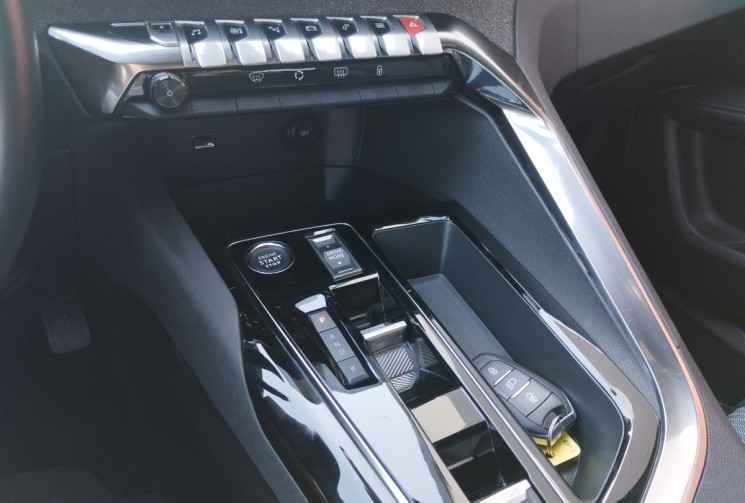 Peugeot 3008 1.6 Hybride Rechargeable 225 Allure Pack E-EAT8