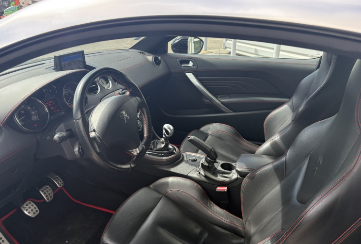 Peugeot RCZ 1.6 THP 200 CV GT LINE