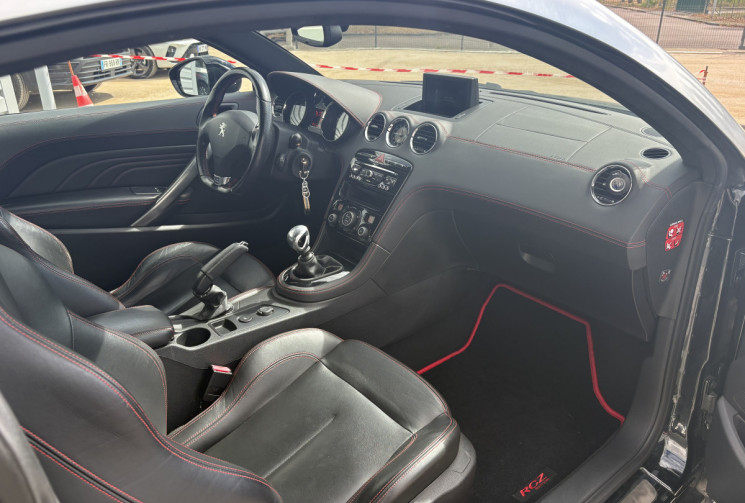 Peugeot RCZ 1.6 THP 200 CV GT LINE