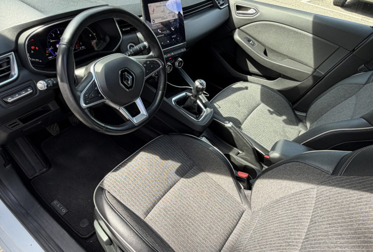 Renault Clio 1.0 TCe 100 ch Intens / Bose / Excellent état / Siège chauffants / Caméra