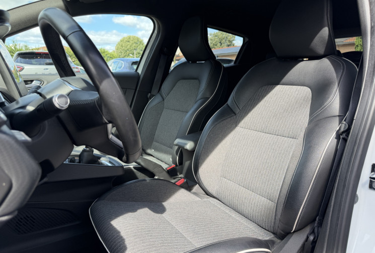 Renault Clio 1.0 TCe 100 ch Intens / Bose / Excellent état / Siège chauffants / Caméra