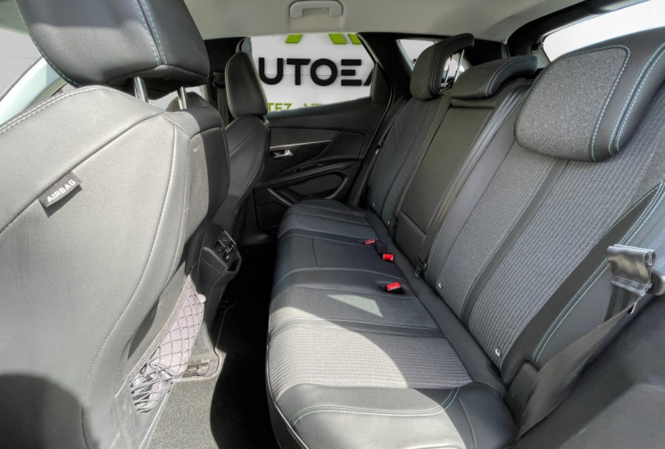 Peugeot 3008 HYBRIDE RECHARGEABLE / 225 CH / ALLURE