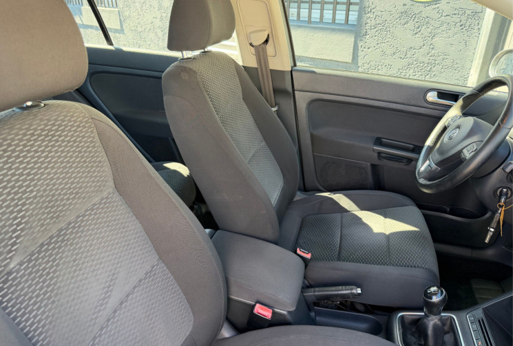 Volkswagen Golf Plus 1.6 TDI 105 CONFORTLINE / ECRAN MULTIMEDIA / REVISION ET DISTRIBUTION OK