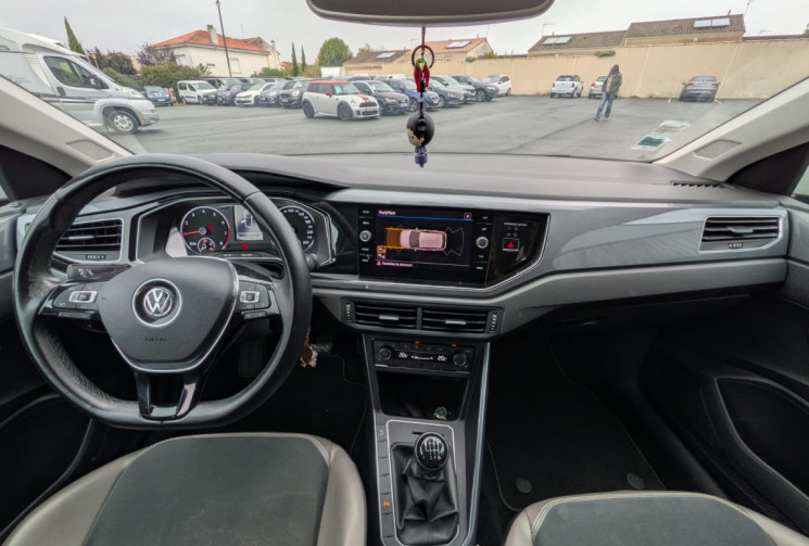 Volkswagen Polo  VI 1.0 TSI 116 / FINITION CARAT / ENTRETIEN SUIVI / GARANTIE 12 MOIS