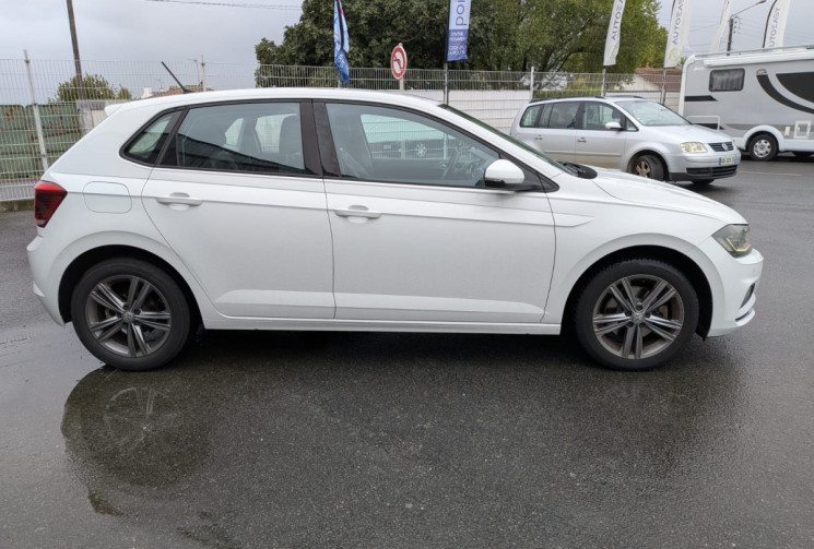 Volkswagen Polo  VI 1.0 TSI 116 / FINITION CARAT / ENTRETIEN SUIVI / GARANTIE 12 MOIS