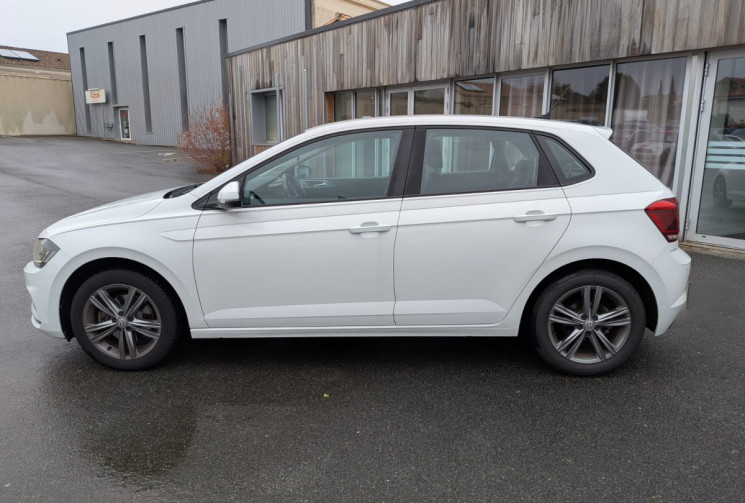 Volkswagen Polo  VI 1.0 TSI 116 / FINITION CARAT / ENTRETIEN SUIVI / GARANTIE 12 MOIS