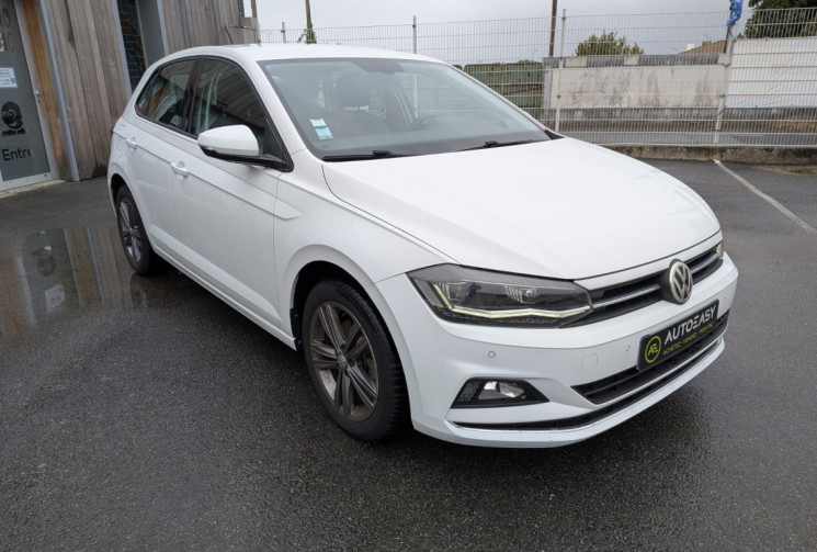 Volkswagen Polo  VI 1.0 TSI 116 / FINITION CARAT / ENTRETIEN SUIVI / GARANTIE 12 MOIS