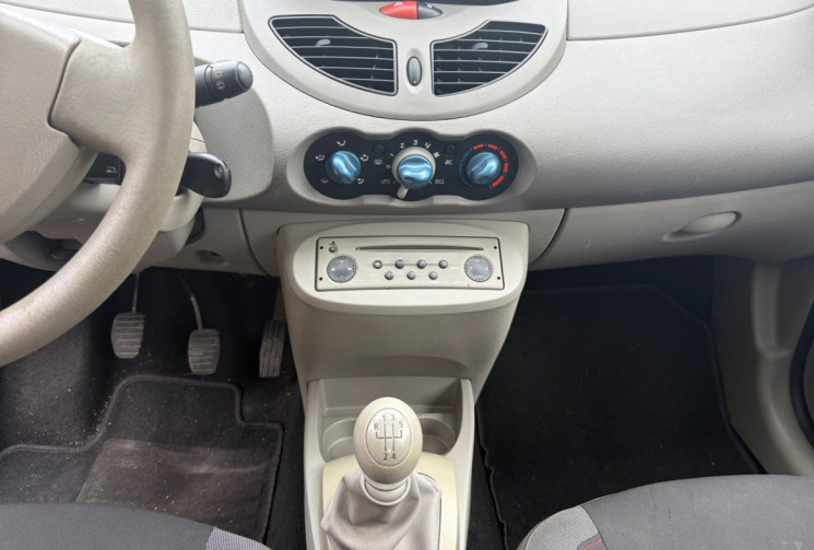 Renault Twingo 1.2 16v 75ch