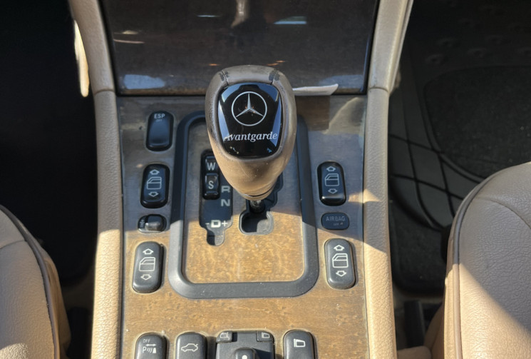 Mercedes CLASSE E  (W210) Diesel E 320 CDI 197 CV