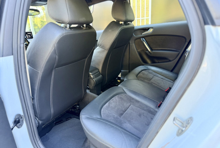 Audi A1 Sportback 1.4 TSi 125 Style / Pack S-Line / FULL Dossier Entretien / CT OK / Garantie 6 Mois