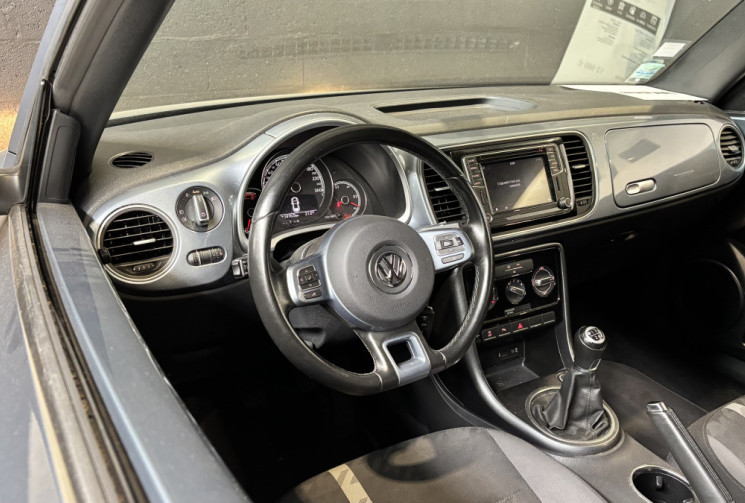Volkswagen Coccinelle VOLKSWAGEN Coccinelle Cabriolet 1.2 TSI 2017 / CAPOTE ÉLEC. / CAM / GPS