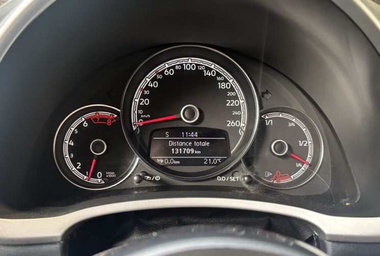 Volkswagen Coccinelle VOLKSWAGEN Coccinelle Cabriolet 1.2 TSI 2017 / CAPOTE ÉLEC. / CAM / GPS