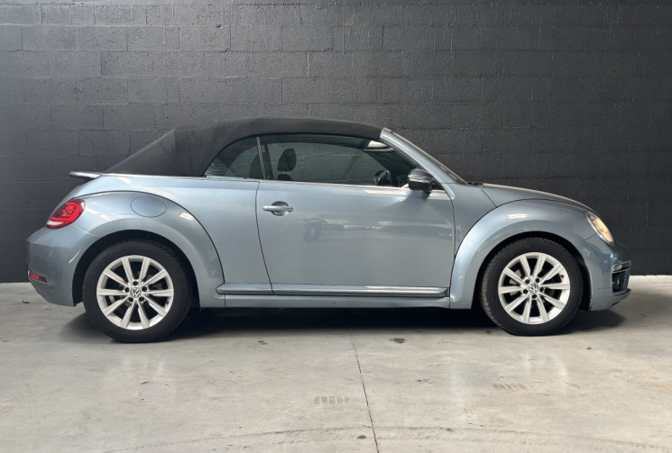 Volkswagen Coccinelle VOLKSWAGEN Coccinelle Cabriolet 1.2 TSI 2017 / CAPOTE ÉLEC. / CAM / GPS