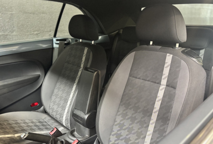 Volkswagen Coccinelle VOLKSWAGEN Coccinelle Cabriolet 1.2 TSI 2017 / CAPOTE ÉLEC. / CAM / GPS