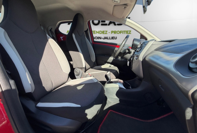 Toyota Aygo 1.0 / 69 CH / X-COOL / BVA 