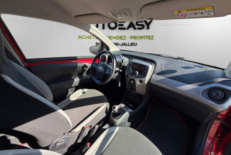 Toyota Aygo 1.0 / 69 CH / X-COOL / BVA 