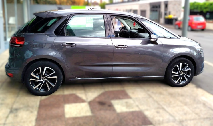 Citroën C4 SpaceTourer 1.5 BlueHDi EAT8 130 // SHINE