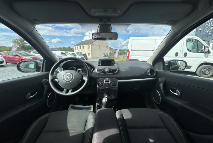 Renault Clio III 1.2 16V 75 CH NIGHT AND DAY TBE CT OK 