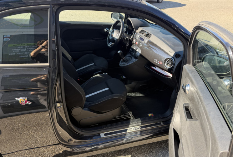 Abarth 500C 1.4 T 140