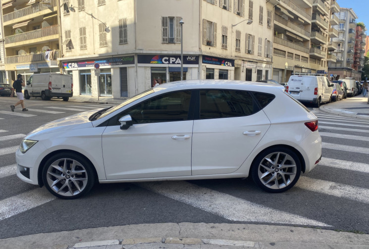 SEAT Leon FR III 2.0 TDI 184 ch DSG6 5 portes 