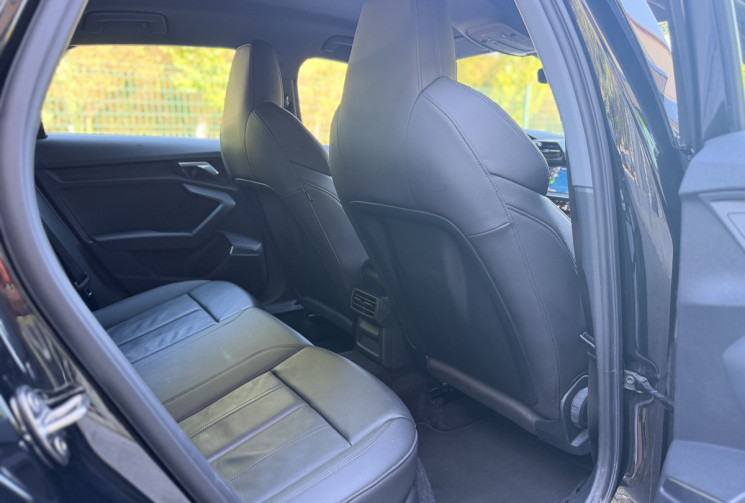 Audi A3 SPORTBACK 35 TFSI 150 S LINE S TRONIC 7 * CUIR * LED * CARPLAY * JA19 * GARANTIE