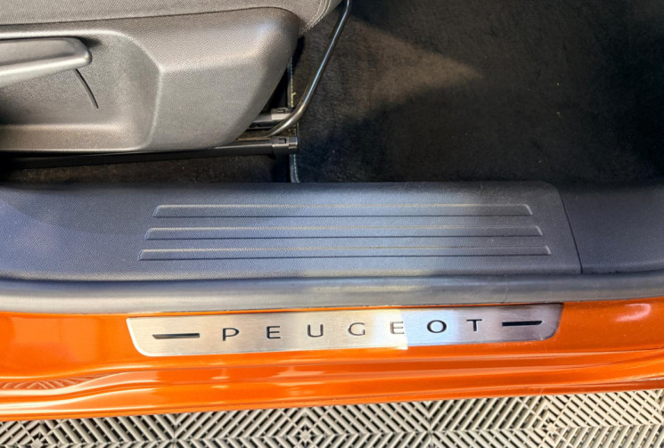 Peugeot 2008 HDI-GT-CHAINE DISTRIBUTION RENFORCEE en 8 mm - 130CV -BOITE AUTO-FULL EQUIPEMENT