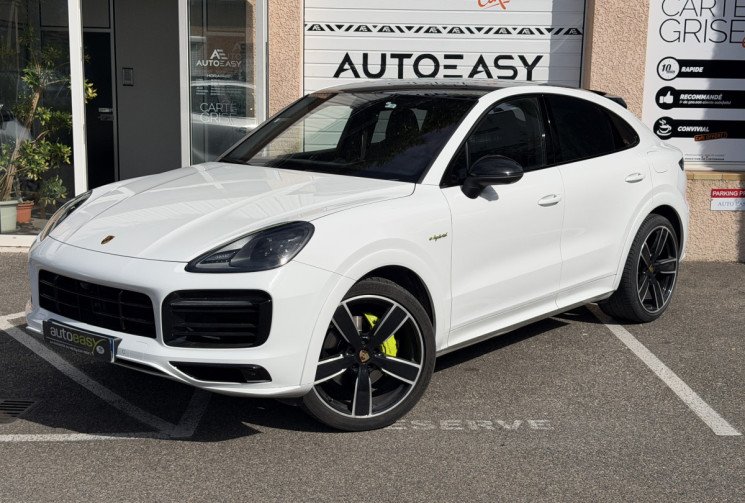 Porsche CAYENNE COUPE 3.0 V6 462 ch E-Hybrid Platinum Edition / Porsche Approved