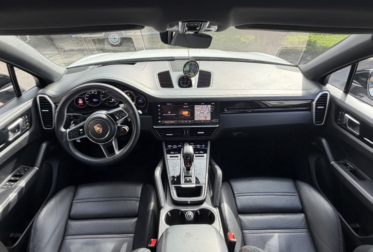 Porsche CAYENNE COUPE 3.0 V6 462 ch E-Hybrid Platinum Edition / Porsche Approved