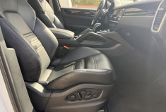 Porsche CAYENNE COUPE 3.0 V6 462 ch E-Hybrid Platinum Edition / Porsche Approved