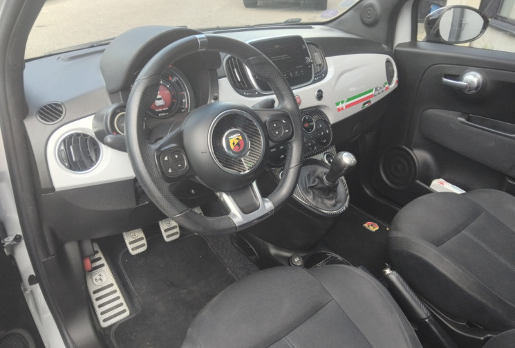 Abarth 500 1.4 Turbo 16V T-Jet 145 bvm - Toit Ouvrant - 