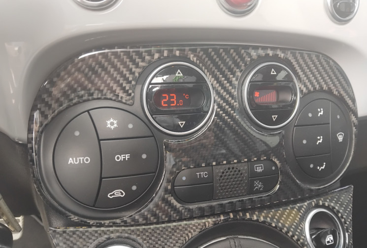 Abarth 500 1.4 Turbo 16V T-Jet 145 bvm - Toit Ouvrant - 
