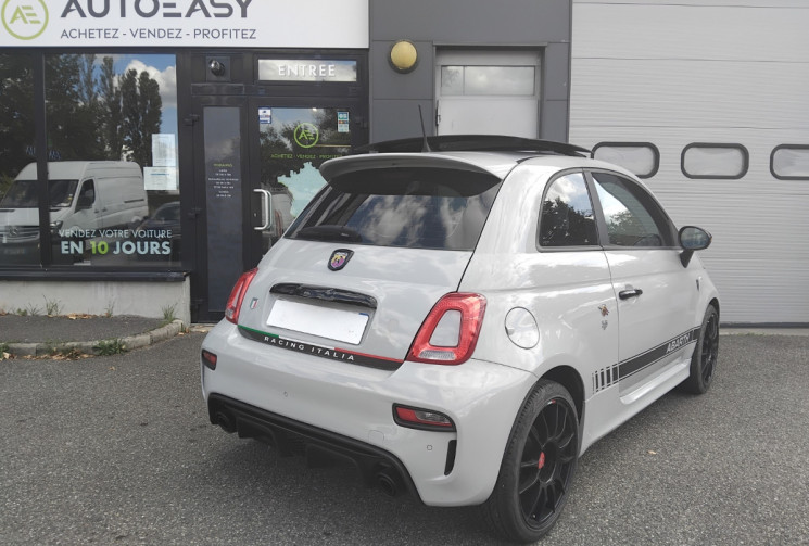 Abarth 500 1.4 Turbo 16V T-Jet 145 bvm - Toit Ouvrant - 
