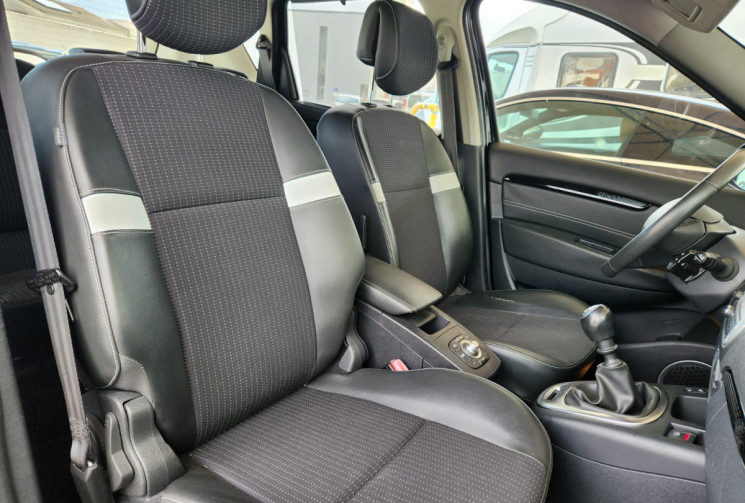 Renault Scénic III  1.5 dCi 110 / DYNAMIQUE / BON ÉTAT 