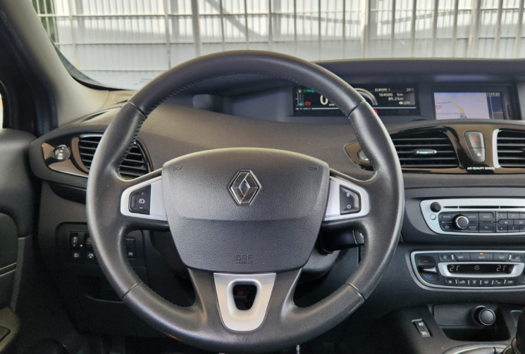Renault Scénic III  1.5 dCi 110 / DYNAMIQUE / BON ÉTAT 