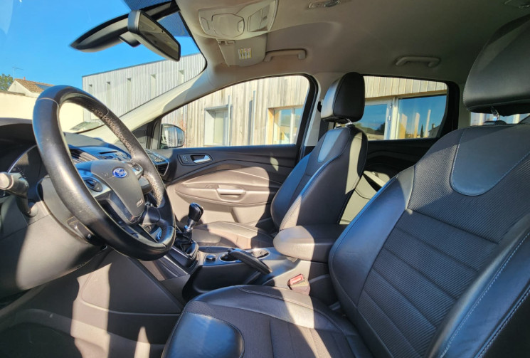 Ford Kuga II 2.0 TDCi  4X2 140 TREND / TRÉS BON ÉTAT / GARANTIE 12 MOIS 