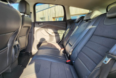 Ford Kuga II 2.0 TDCi  4X2 140 TREND / DISTRIBUTION NEUVE / TRÉS BON ÉTAT