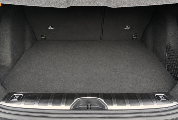 Peugeot 2008 (2) 1.6 BlueHDI 120 GT line - Grip Control