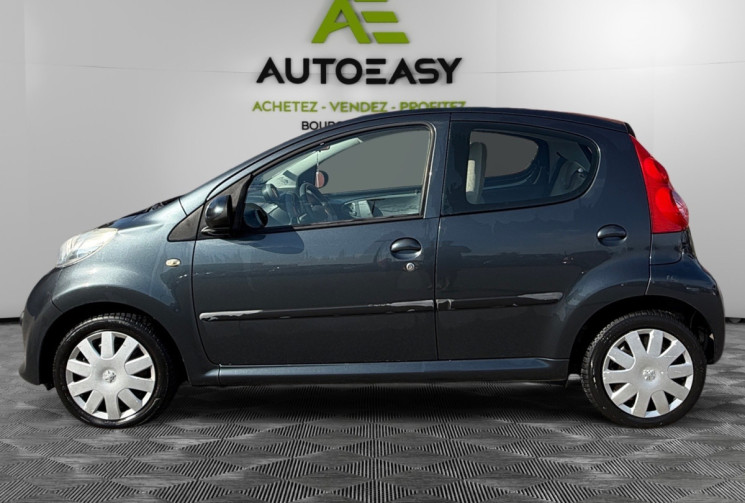 Peugeot 107 1.0 / 68 CH / TRENDY  / BVA
