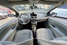 Renault Twingo 1.2i 16v 75cv Clim / petit prix / 155000km / 2010