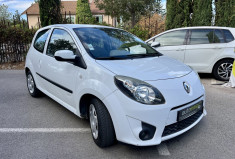 Renault Twingo 1.2i 16v 75cv Clim / petit prix / 155000km / 2010