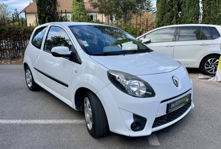 Renault Twingo 1.2i 16v 75cv Clim / petit prix / 155000km / 2010