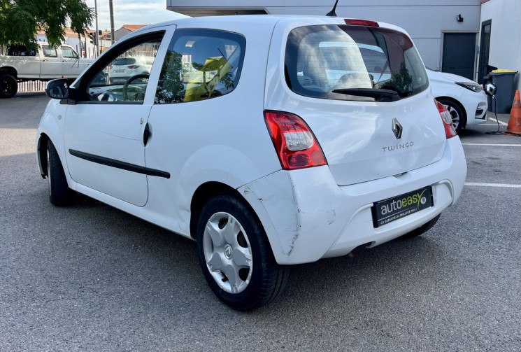 Renault Twingo 1.2i 16v 75cv Clim / petit prix / 155000km / 2010