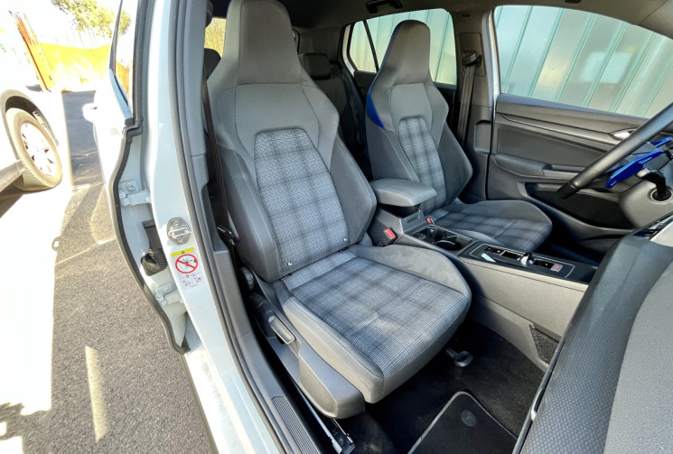 Volkswagen Golf 1.4 eHybrid 245ch GTE DSG6 / Très bon état / Caméra / Sièges Chauffants 