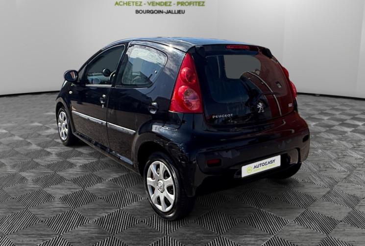 Peugeot 107 1.0 / 68 ch / Plaisir / CLIM