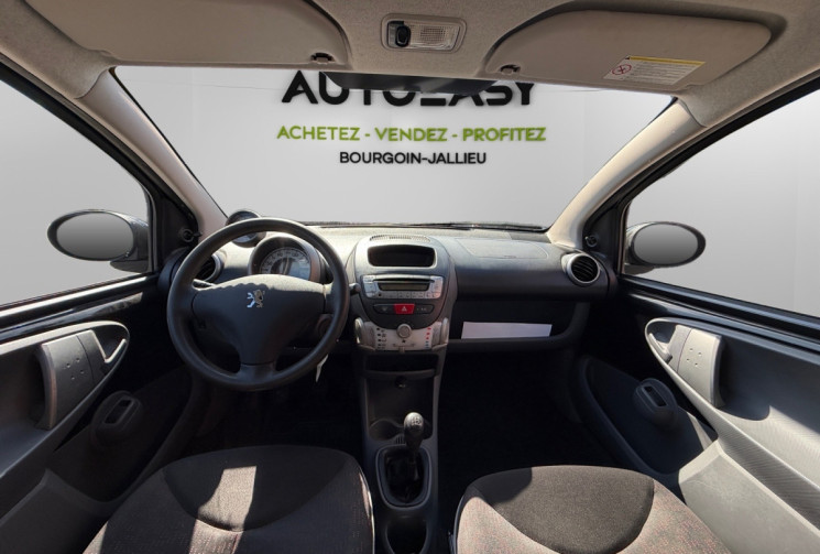 Peugeot 107 1.0 / 68 ch / Plaisir / CLIM