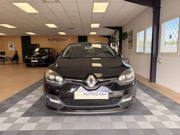 Renault Megane III PHASE 3 HATCHBACK 1.2 TCE 115 / LIMITED / 1ERE MAIN 