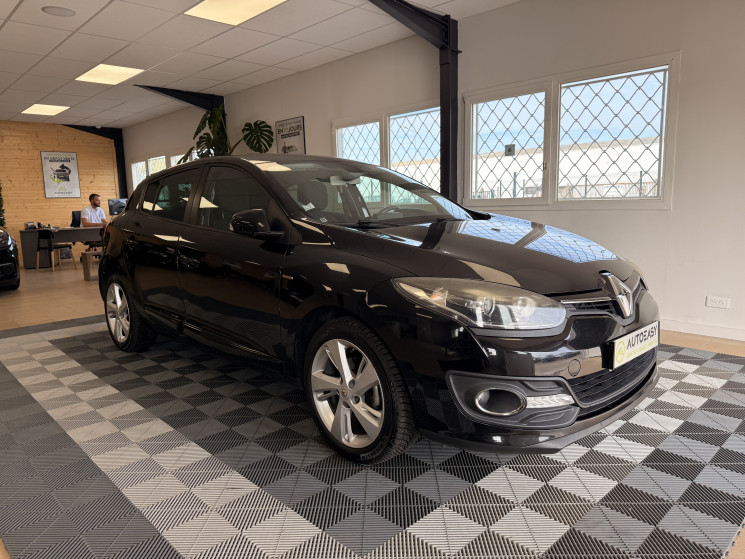 Renault Megane III PHASE 3 HATCHBACK 1.2 TCE 115 / LIMITED / 1ERE MAIN 