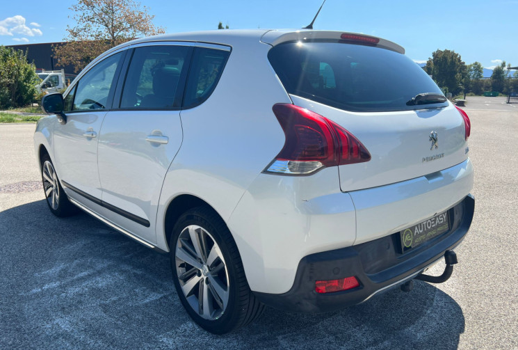 Peugeot 3008 1.6 HDI 115 FAP FELINE  * Distribution à jour
