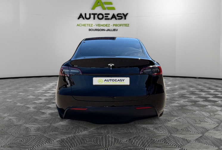 Tesla Model Y  Standard Range / 320 ch / SOH 94 %